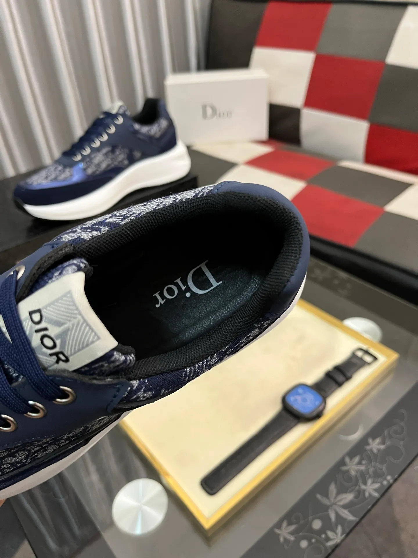 Men's men's shoes💰440⌚️⌚️[Dior] 25ss new product B01 moral training shoes. The toe dimensions of the couple's style are a bit wider. The upper foot comfort is perfect. The threads are beautiful. Perfectly suitable for trousers. Decorated with various classic details. Ideal for daily looks. Can be matched with various casual items to create exquisite looks. Fabric: top layer cowhide/lining sheepskin TPU original outsole Code number: 38-444️⃣Colors available
